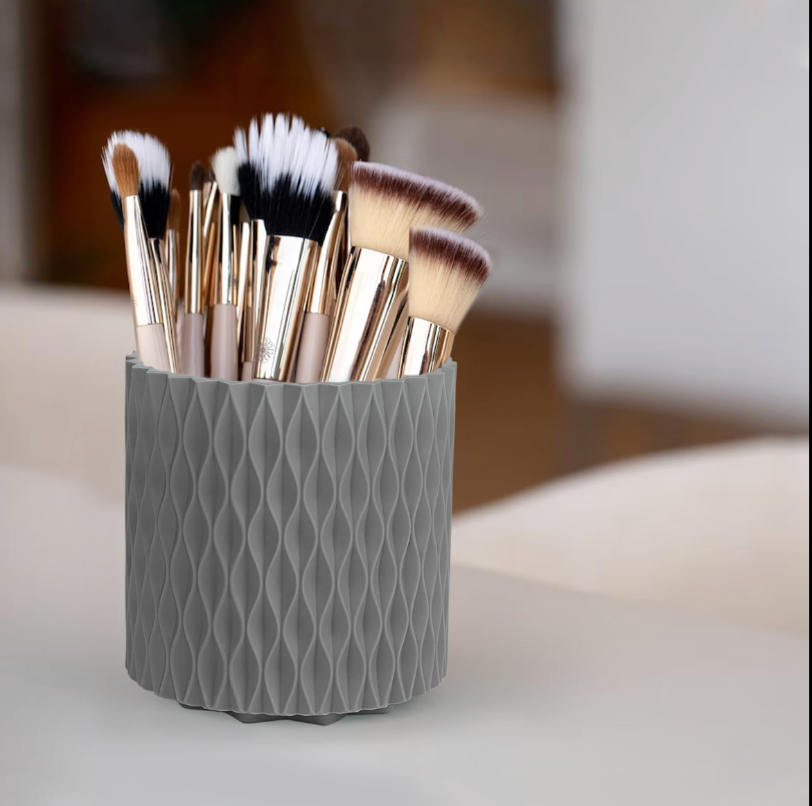 Rotating Brush Organizer