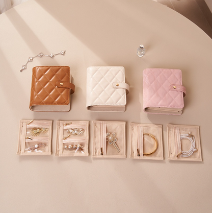 Small Luxury Jewelry Book